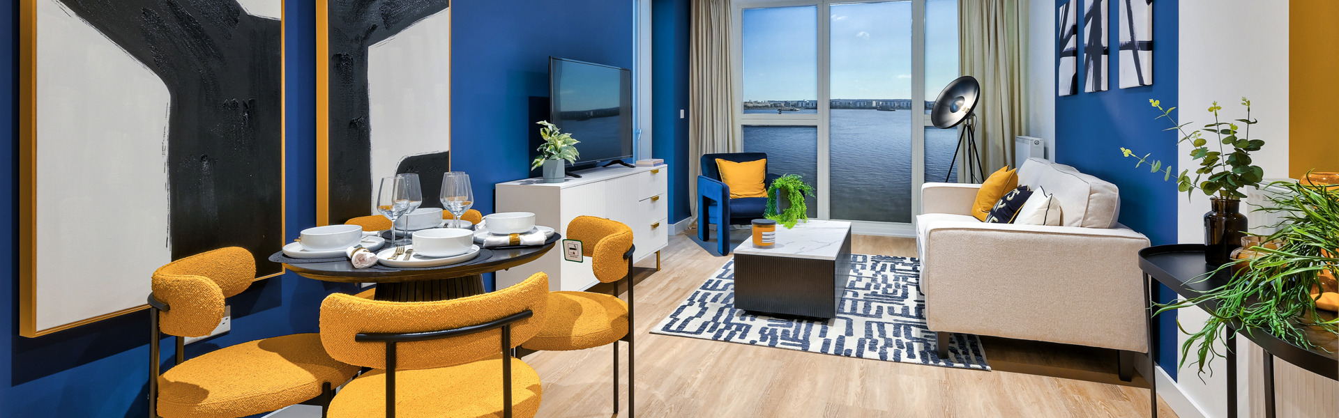 Royal Albert Wharf living room