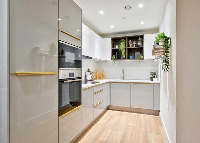 Royal Albert Wharf kitchen